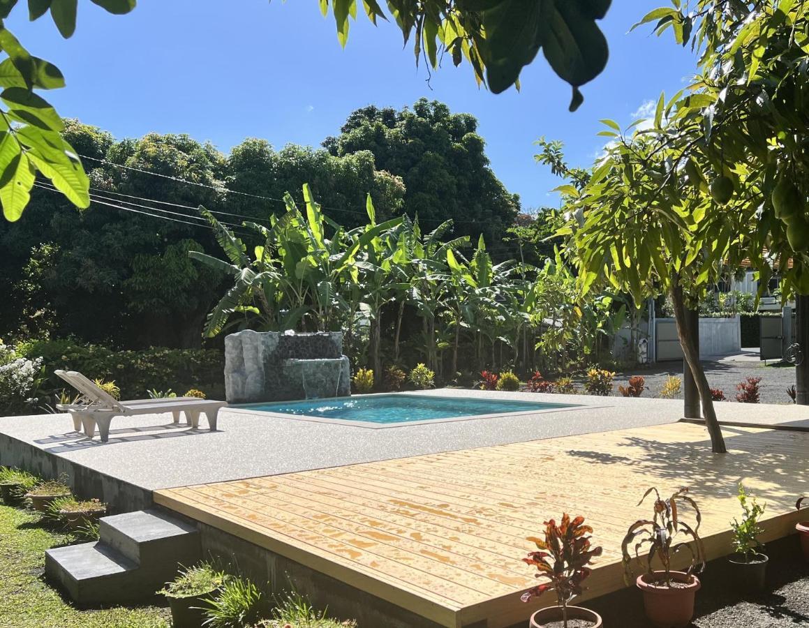 Pare Lodge Tahiti Pirae Exteriör bild