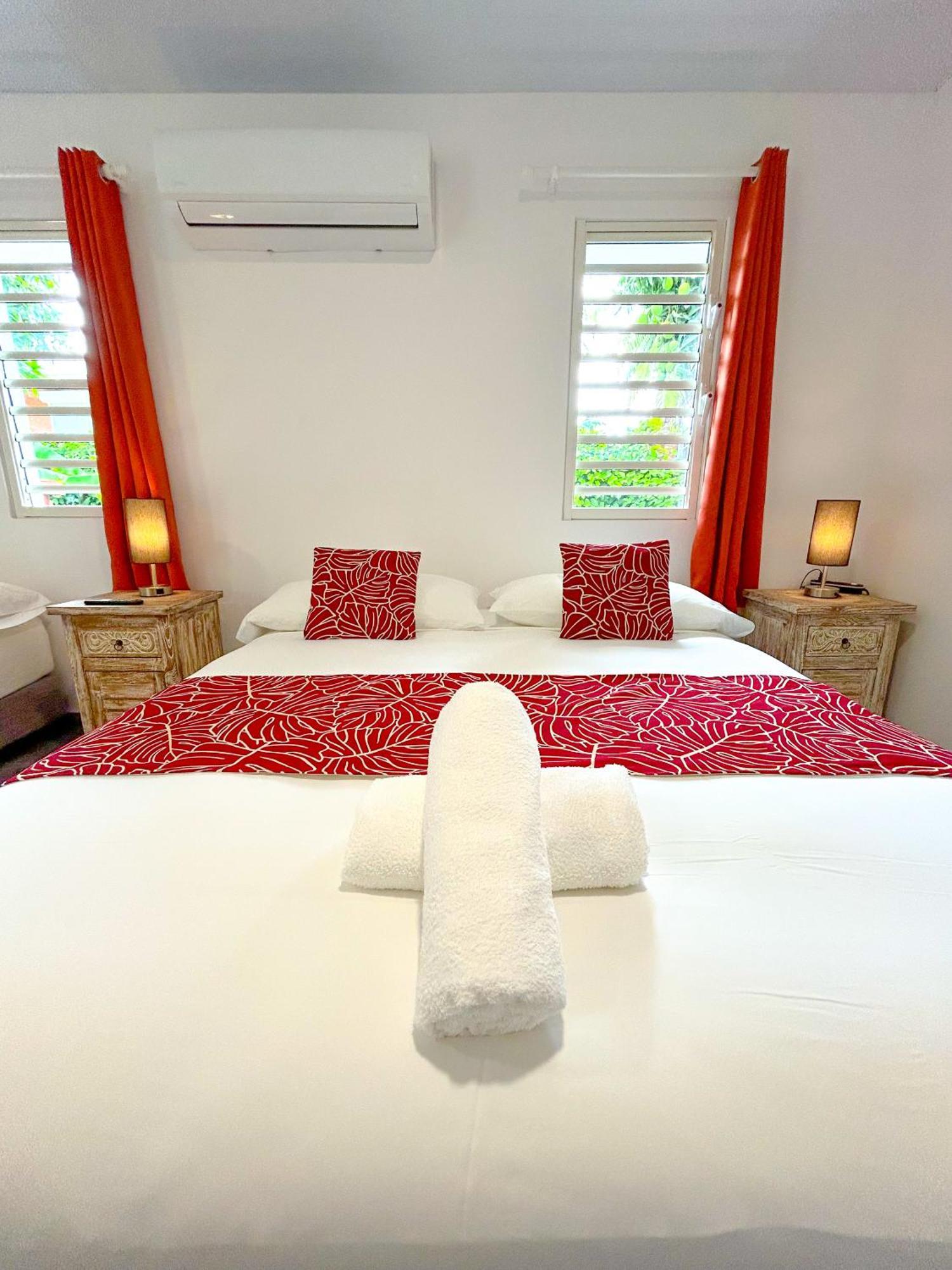Pare Lodge Tahiti Pirae Rum bild